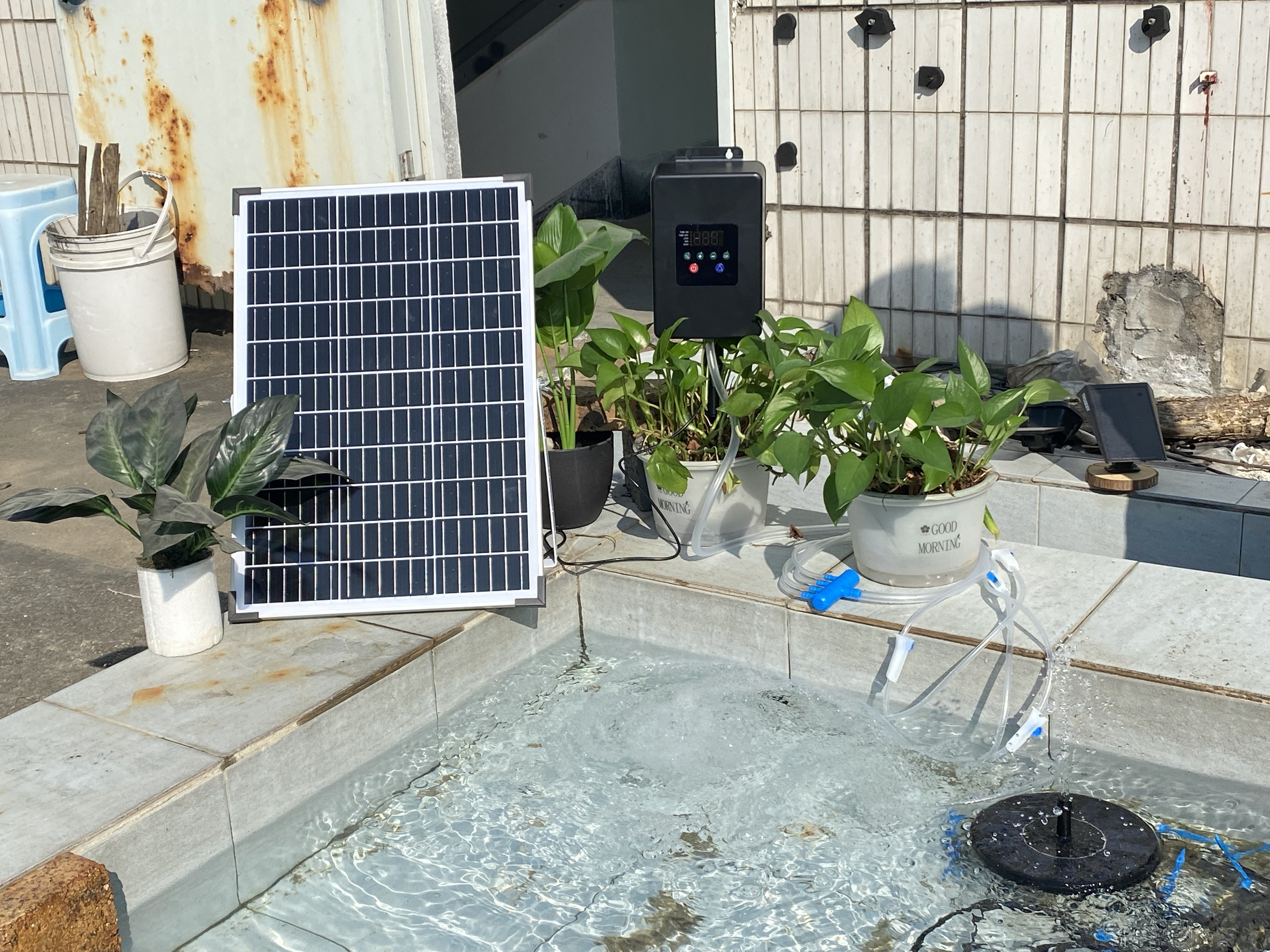 Solar Pond Aerator with Battery Backup Setup